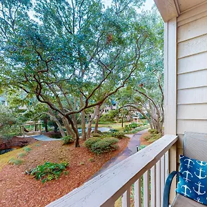 https://spa-on-port-royal-sound-iii.top-hotels-in-savannah.com
